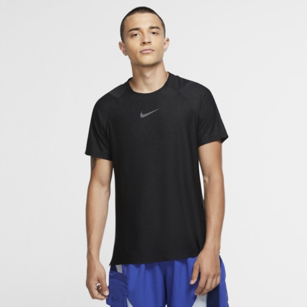 Nike Pro Men's Short-Sleeve Top